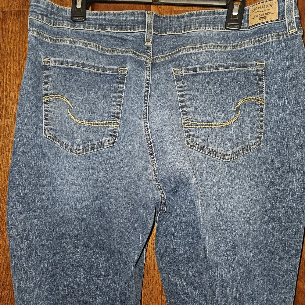 Signature Levi Strauss Gold Women's 18 Mid-Rise Skinny Jeans Whisker W 36 X L 28